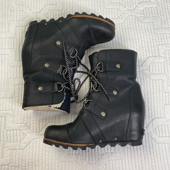 Sorel Shoes - Sorel Joan of Arctic Mid Lace Up Wedge Black Leather Shearling Sz 8